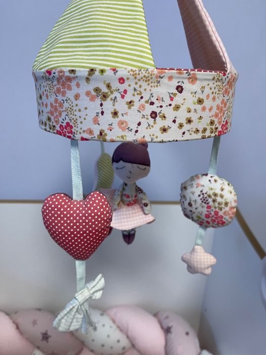 Бебешка музикална въртележка Mamas & Papas