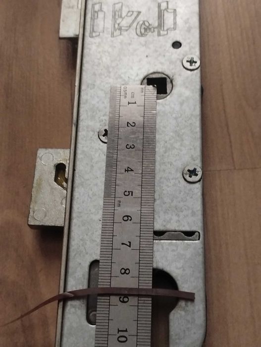 Замок многозапорный.