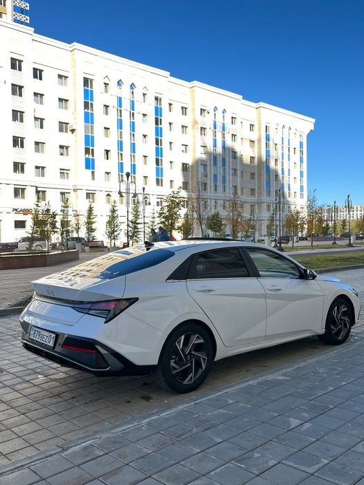 Авто в аренду под такси
