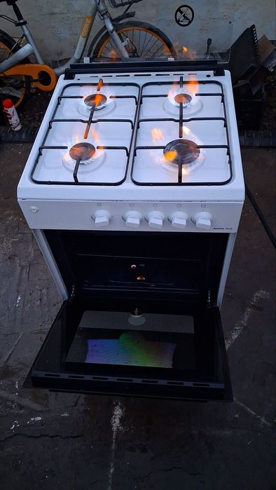 Сотилади газ плита Артел