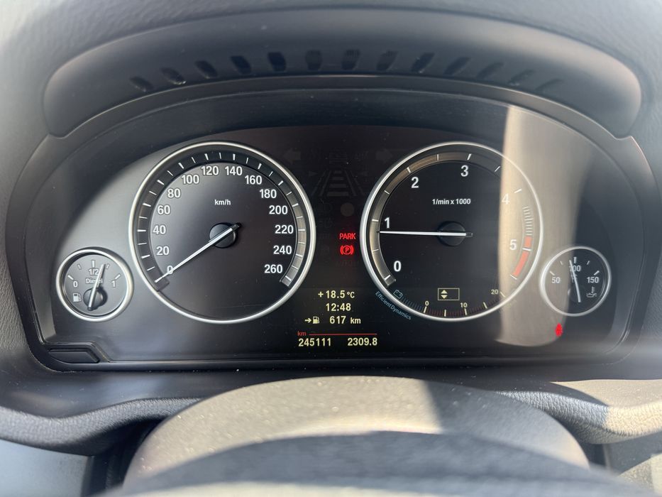 Vand bmw x3 f25 2.0 diesel xdrive an 2011 (la final), cutie manuala
