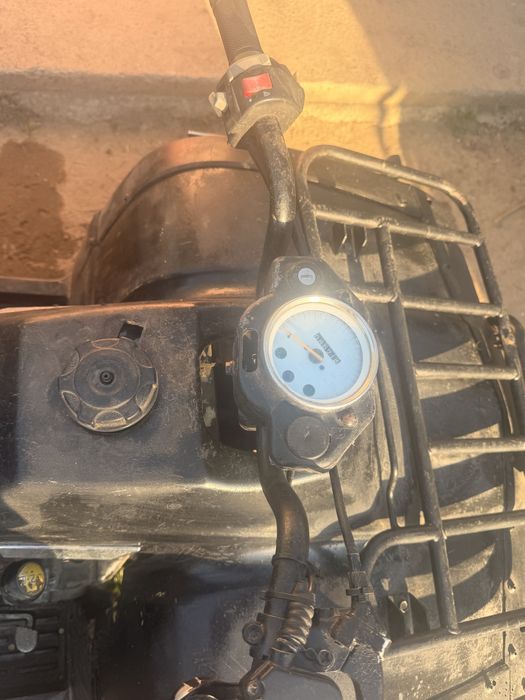 Vând sau schimb cu cross atv de 150cc automat preț negociabil