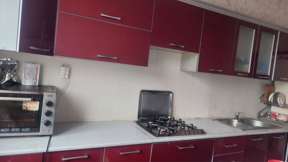 Кухны гарнитур……