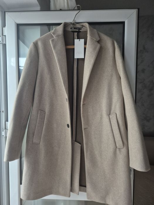 Palton nou Zara femei 44