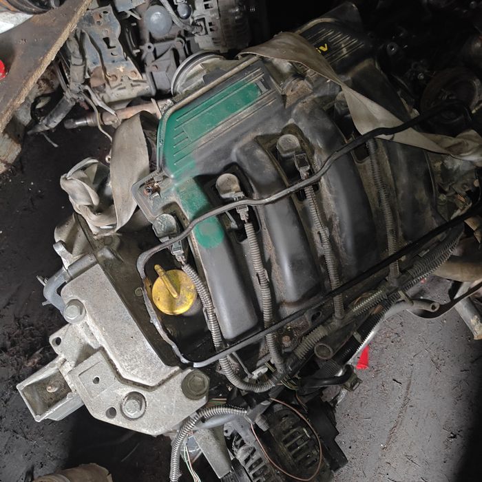 мотор двигатель lada largus  renault