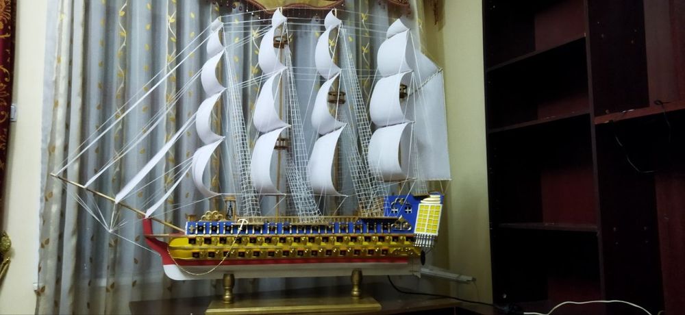 Продам корабль ручной работы.