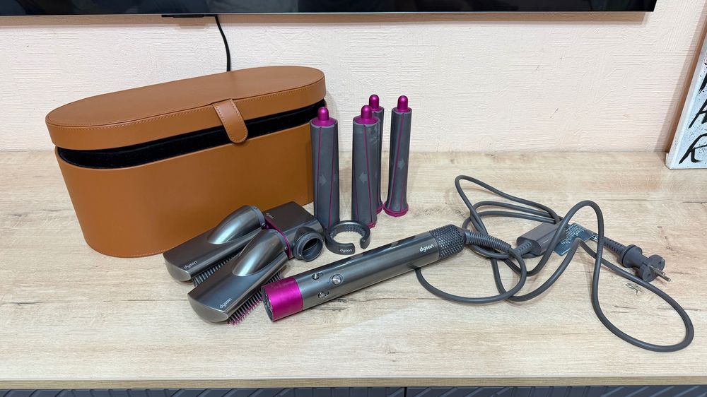 Продам Dyson оригинал