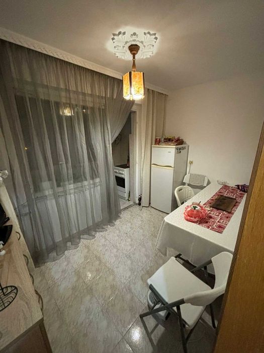 Продава се Двустаен апартамент в Бургас, Център - 60 кв.м за 1834 €/кв.м - Снимка #4