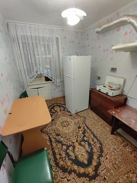 Продается 2-комн (5-12, 9 эт)