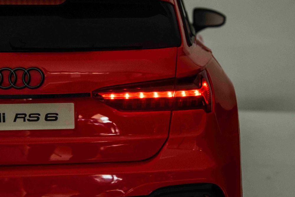 Лицензирана Акумулаторна Кола Audi RS6,50W, 12V/4,5 Ah, EVA гуми