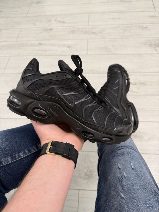 Adidasi Barbati Nike Air Tn Full Negru!