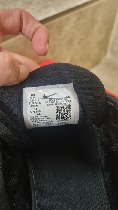 NIKE AIR MAX 720 All Black размер 38.5