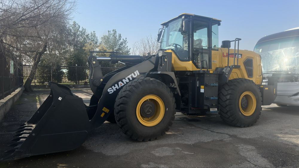 фронтальный погрузчик 3.5 куб