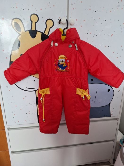 Combinezon marimea 6-12 luni