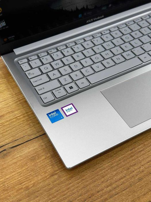 Asus Vivobook Core 5 ultra