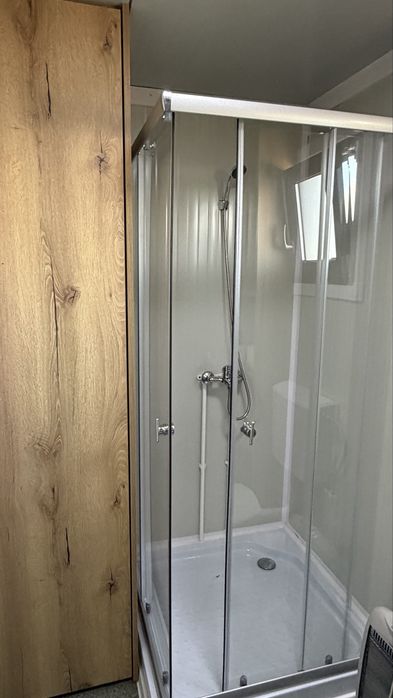 Tiny House / Container Modular 21mp Off-Grid – Mobilat, Fotovoltaic Deye, Latime 3m