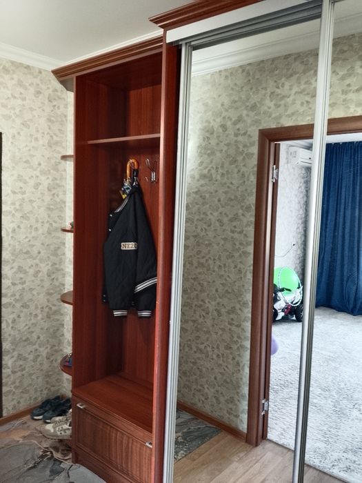 Продам прихожую купе