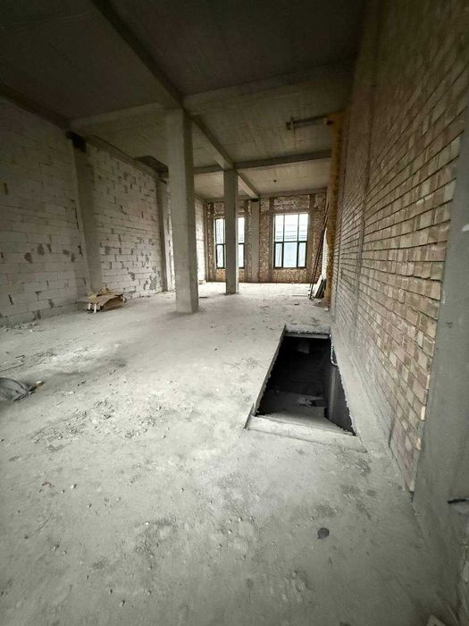 Продаётся помещение 316м2 Улица Бабура Жк "Узбегим"