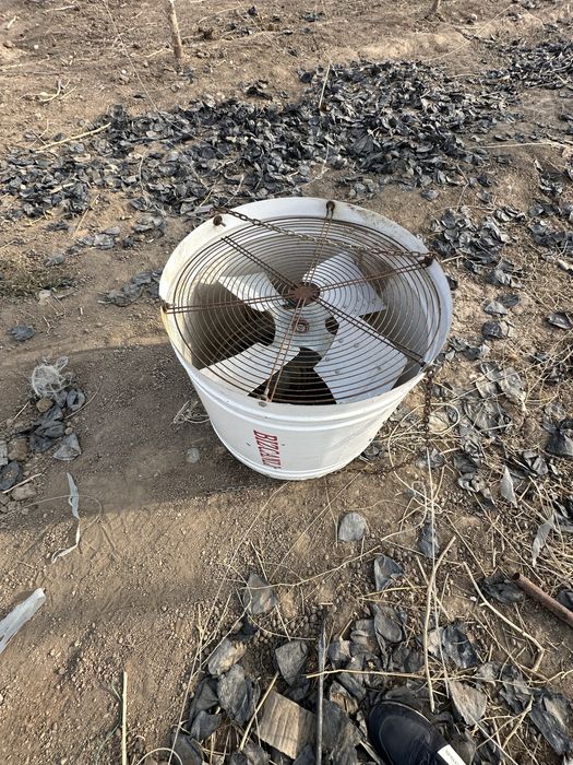 Вентилятор для теплиц