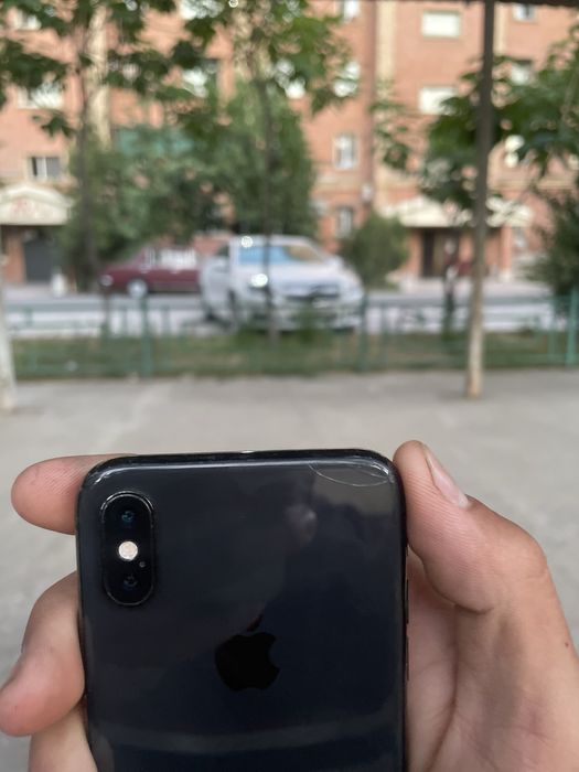 iPhone xs 64gb 100 yomks