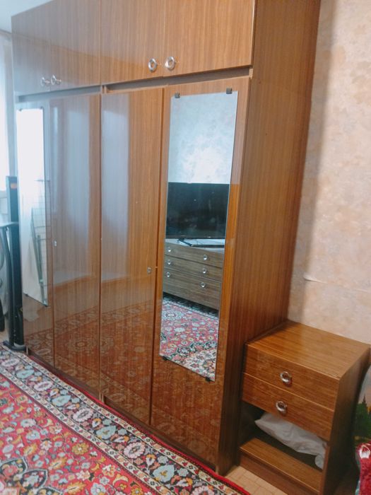 Спальный гарнитур