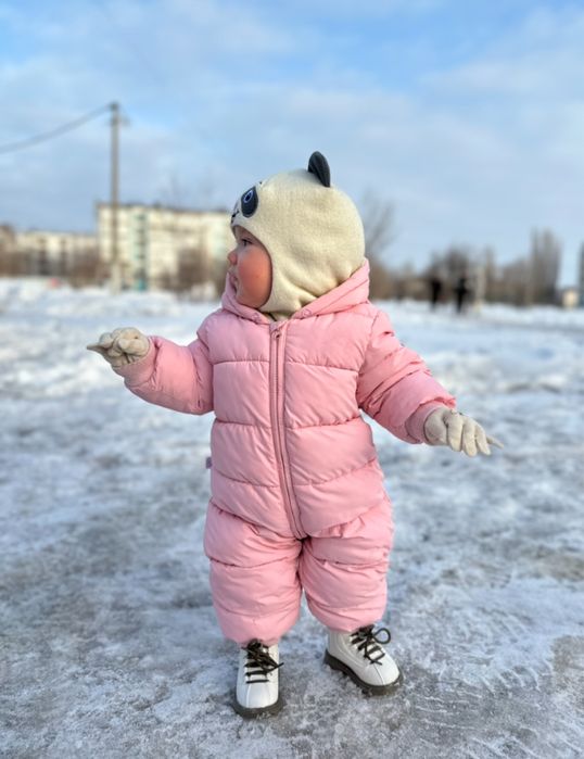 Зимний комбинезон для малыша