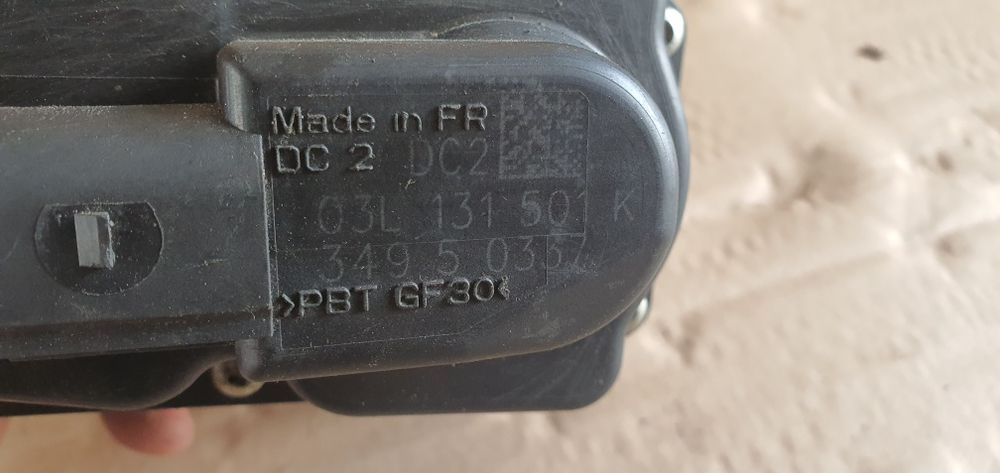 Supapa egr audi a4 b8 a5 8T Q5 a6 c6 2.0 tdi caga cjca 03L 131 501 K