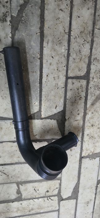 Продам воздуховод на Приору