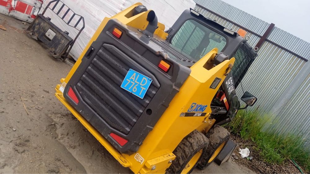 Мини погрузчик XCMG 740