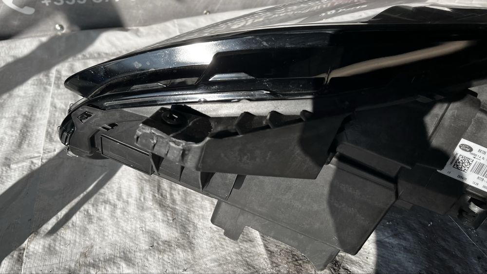 Ford Puma 2 2019- десен фар