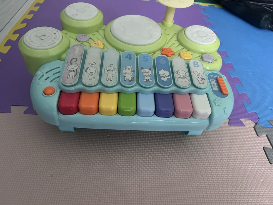 Pian cu sunete si muzica pentru copii