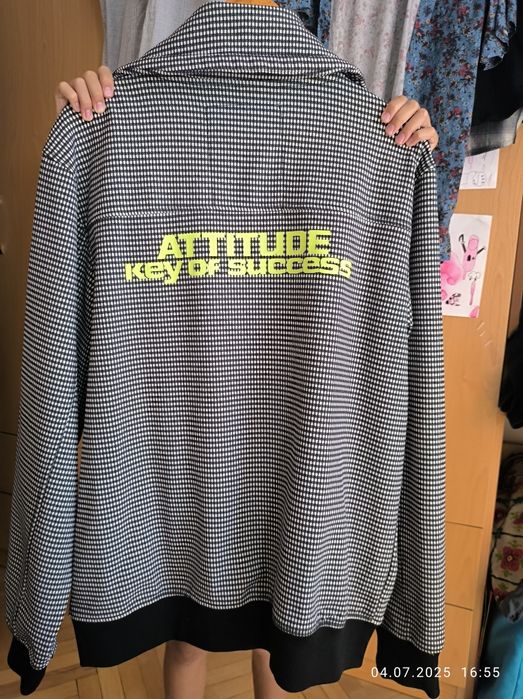 Мъжки спортен суичър, MUCH MORE