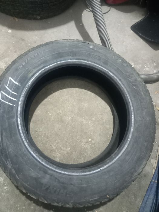 Продаю шина 15 зимние
