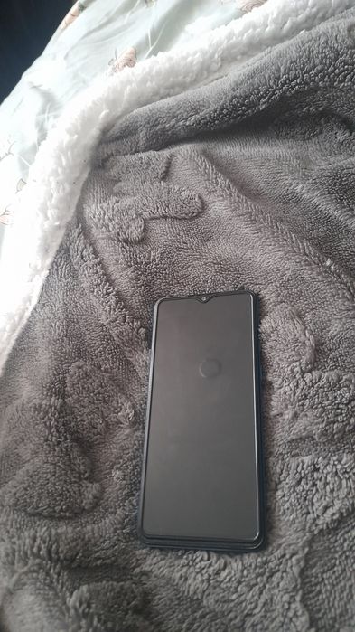 Продам телефон!срочно