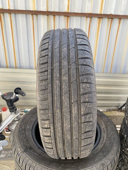 Продам шины почти новые