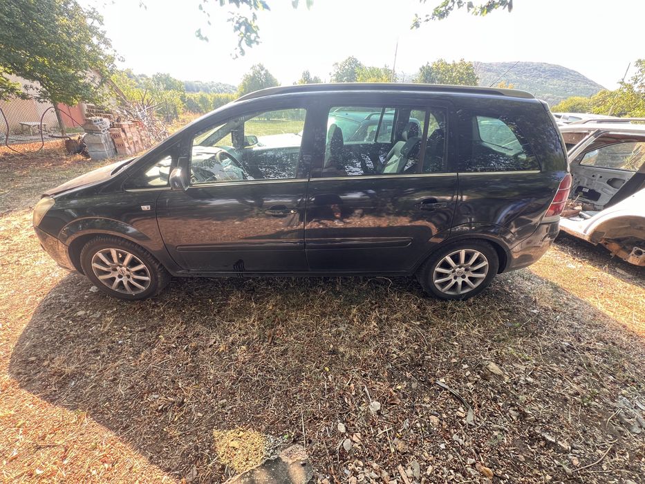 Opel zafira B 1.9 120коня НА ЧАСТИ