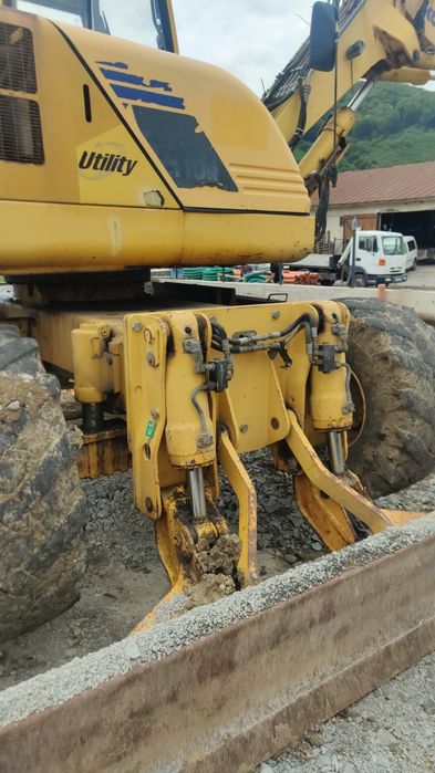 Komatsu PW 110R  (12T)