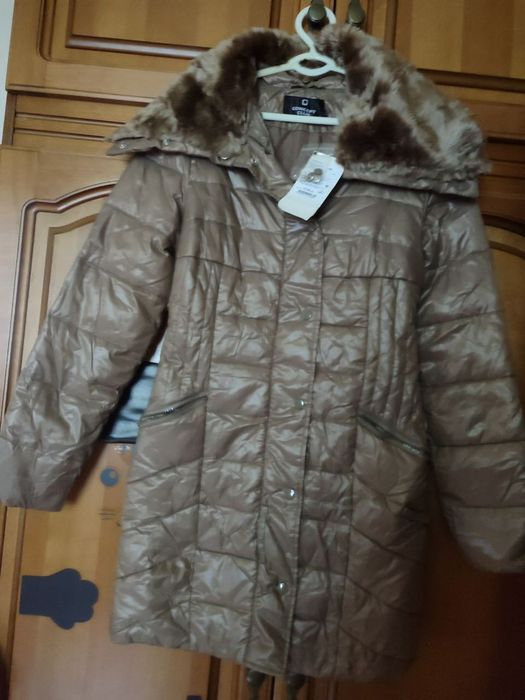 Куртка зимняя. Очень теплая. XS размер новая