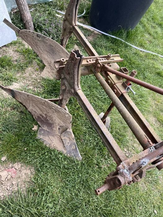 Vand plug cu 2 cormane