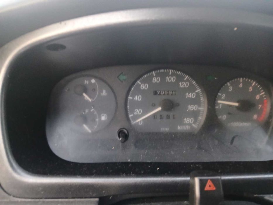 Daihatsu Sirion 1.0 4x4, 2000 г на части