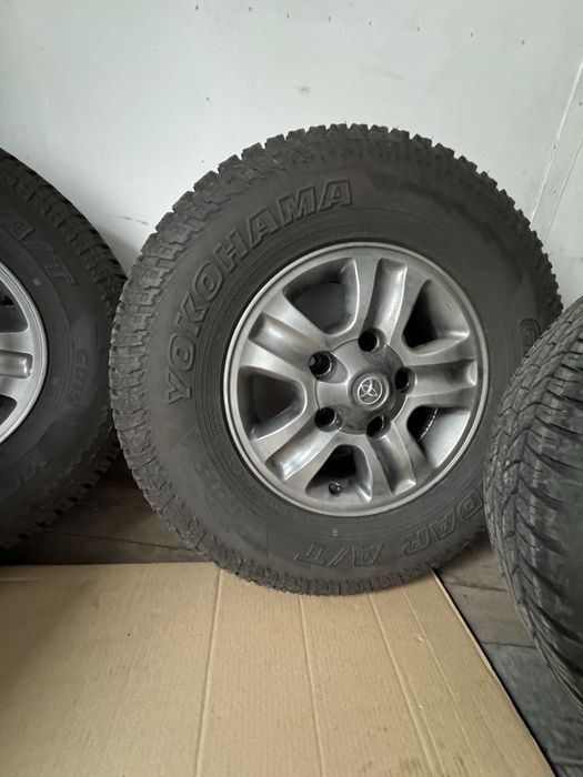 Продам комплект коллес Land Cruiser 105