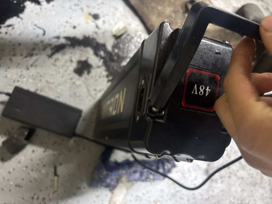 Продам 2акумулятора на электро велосипед