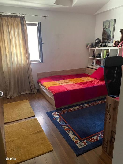 Locuință elegantă cu curte amenajată –  în spatele Pieței Delfinul