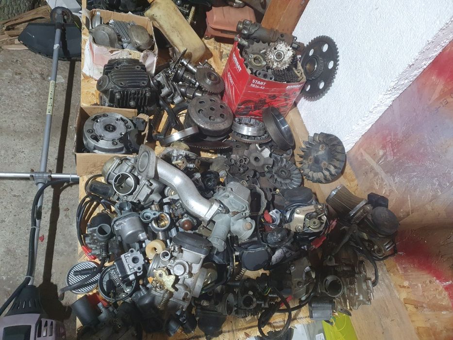 Piese scutere 4t și  2t atv 125cc și moped piagio