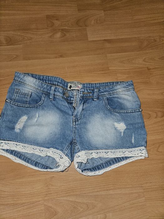 Сет от дрехи за мадама