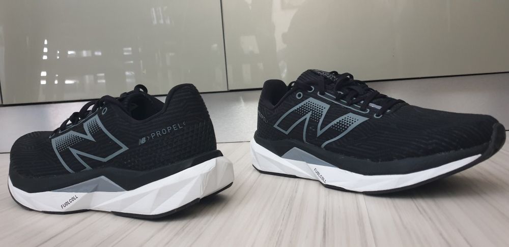 New Ballance Fuel Cell Propel Мens Size 43/27.5 см US 9.5  Uk 9  НОВО! ОРИГИНАЛ! Мъжки Маратонки!