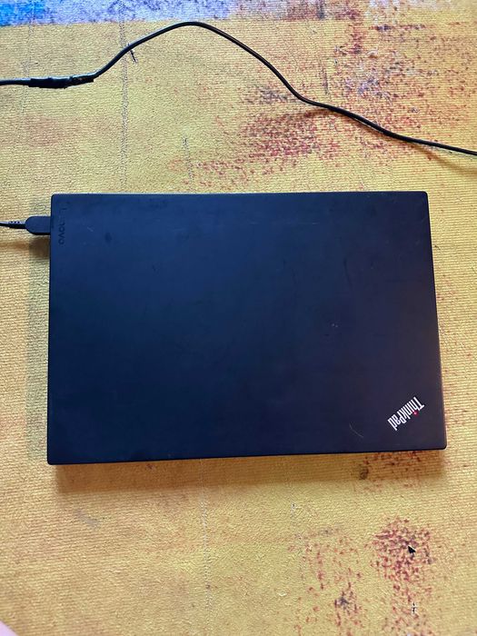 laptop Lenovo Thinkpad T470s, i7 gen 6, ram 12 gb, ssd 120