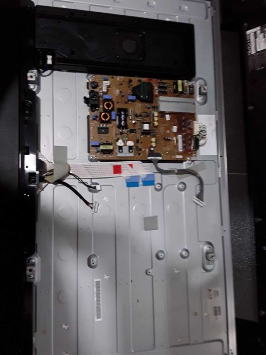 Телевизор за части Lg /lg/43up7803lr/42lb731u /42lw4500 -2b