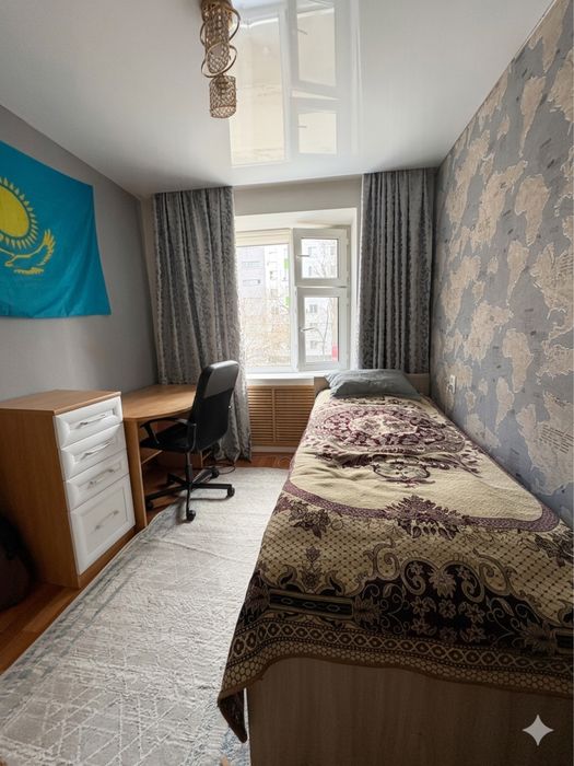 4-х комнатная квартира,мкр Строитель!