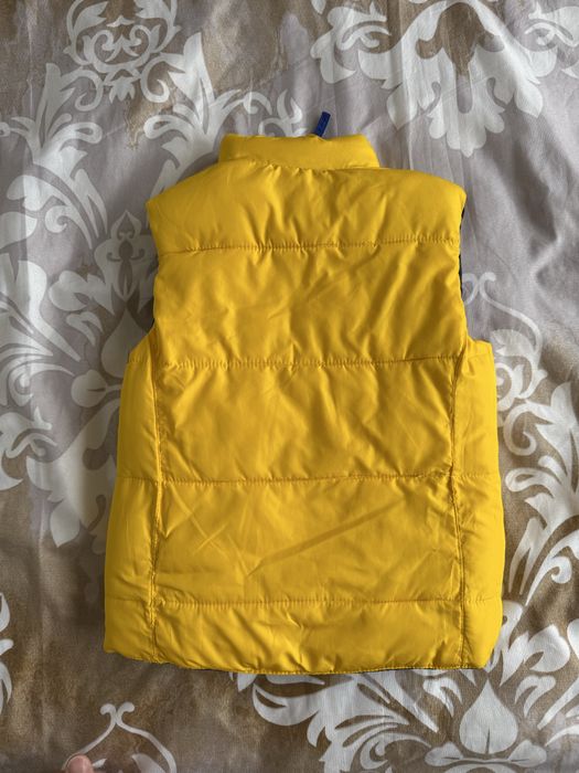 Vand vesta Ralph Lauren pt. copii.